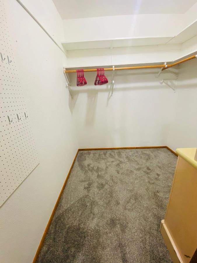 Family Friendly, 3 Bedroom House, With King Bed For Up To 15 - Bbq - Internet - Jet Tub Auburn Exteriör bild